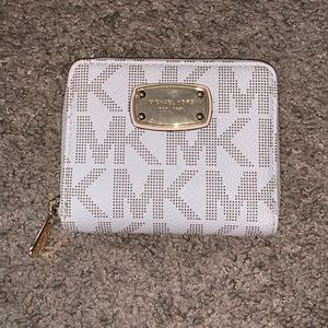 Micheal Kors wallet